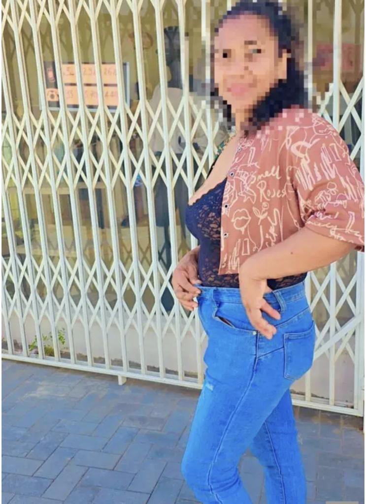 624196468: Chica busca chico en Gerona
