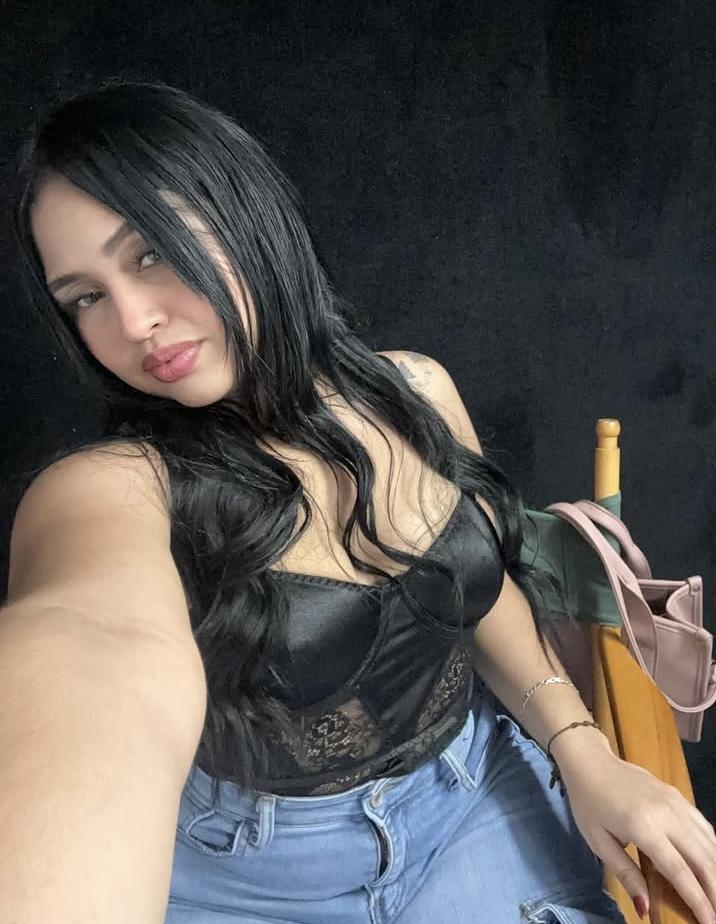 Chica busca chico en Jaén: 