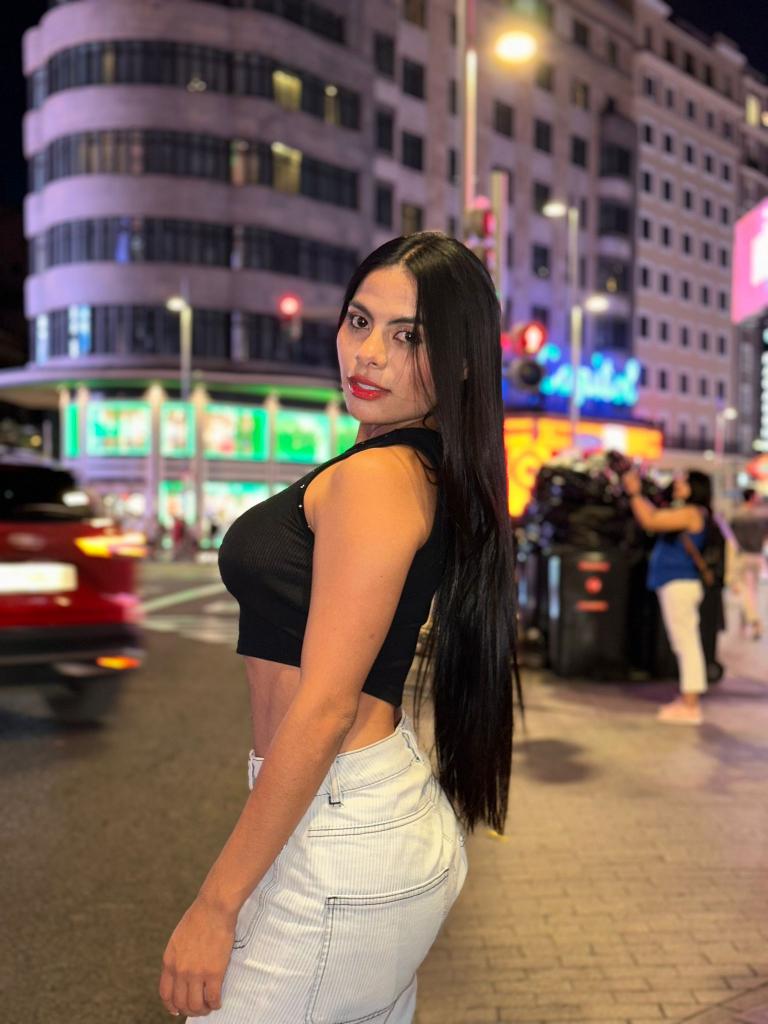 Chica busca chico en Alicante: 