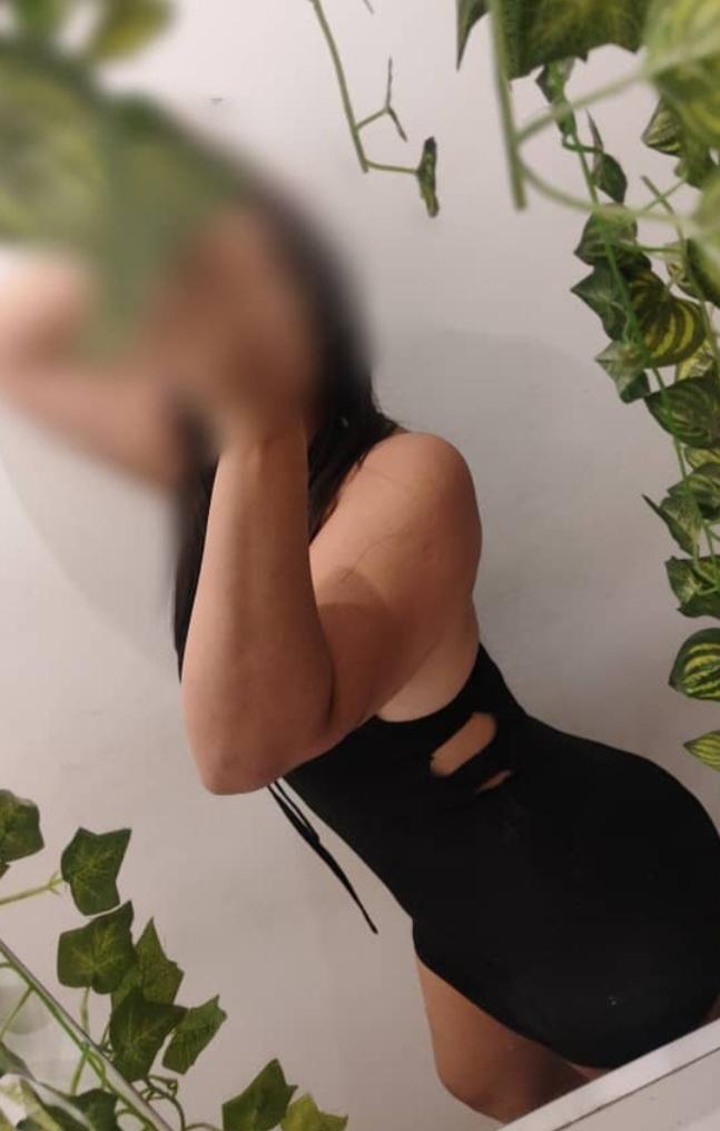 Chica busca chico en Cádiz: 