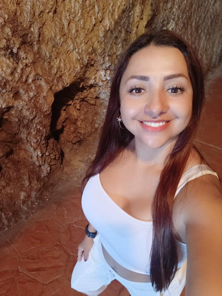Chica busca chico en Granada: 