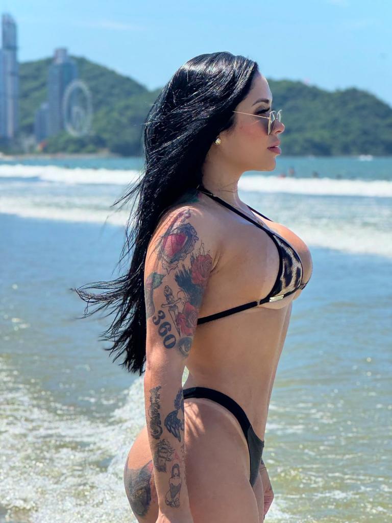 Chica busca chico en Almería: 