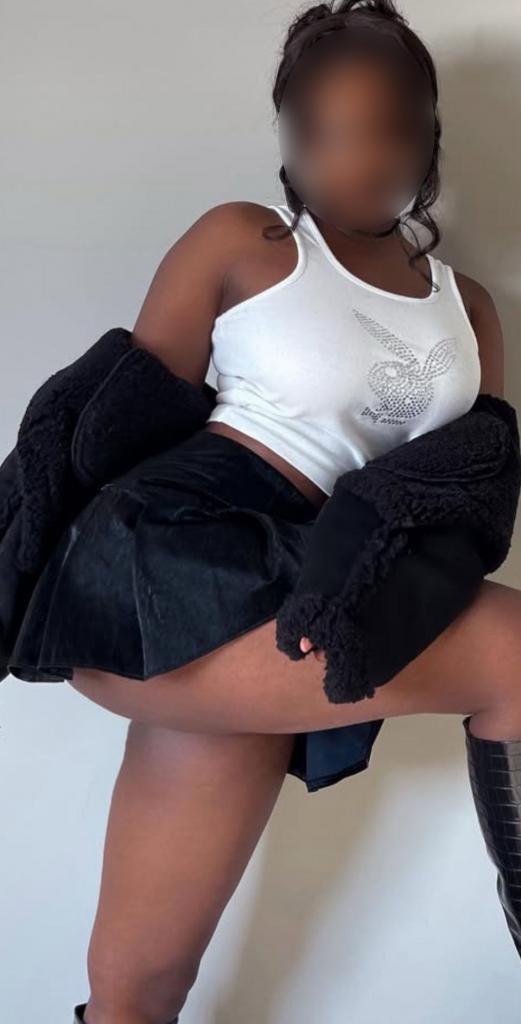 614459741: Chica busca chico en Tenerife