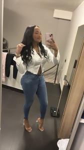 610924923: Chica busca chico en Madrid