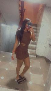 623548127: Chica busca chico en Barcelona
