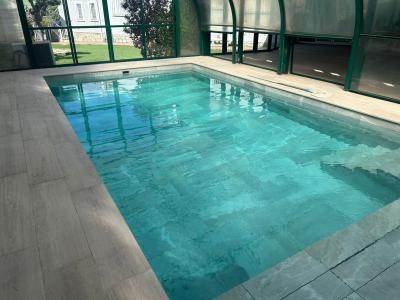 604172195: Chica busca chico en Madrid