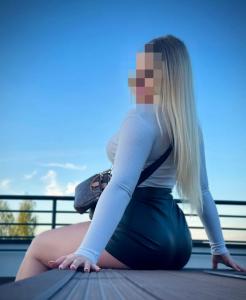 632126050: Chica busca chico en Lugo