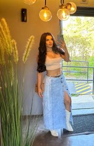 674020379: Chica busca chico en Ibiza