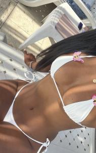 633973316: Chica busca chico en Sevilla
