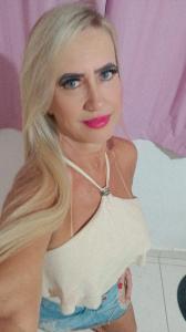 604381427: Chica busca chico en Barcelona