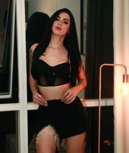 631422843: Transexual en Sevilla