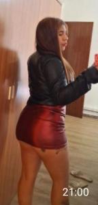 614421305: Chica busca chico en Valencia