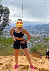 613806295: Chica busca chico en Granada