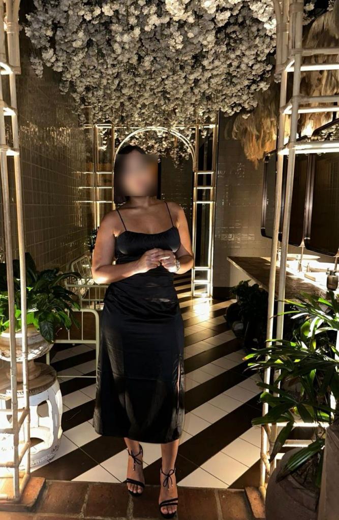 631094951: Chica busca chico en Málaga