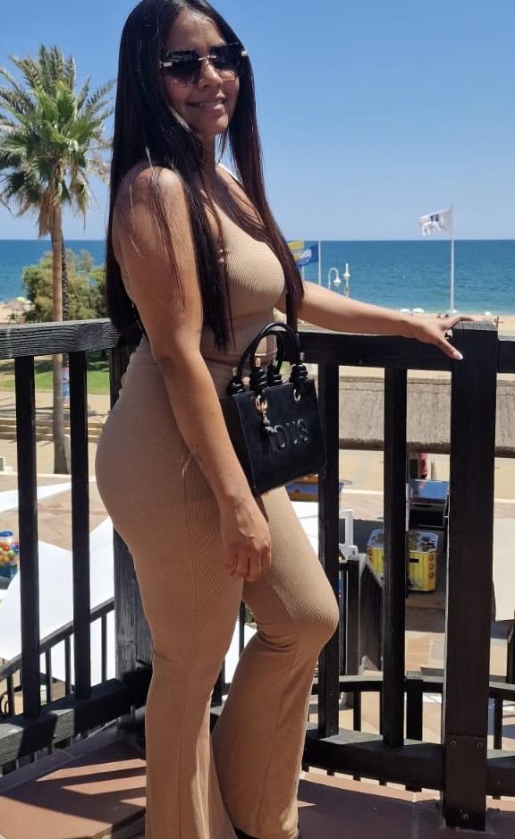 Chica busca chico en Huelva: 