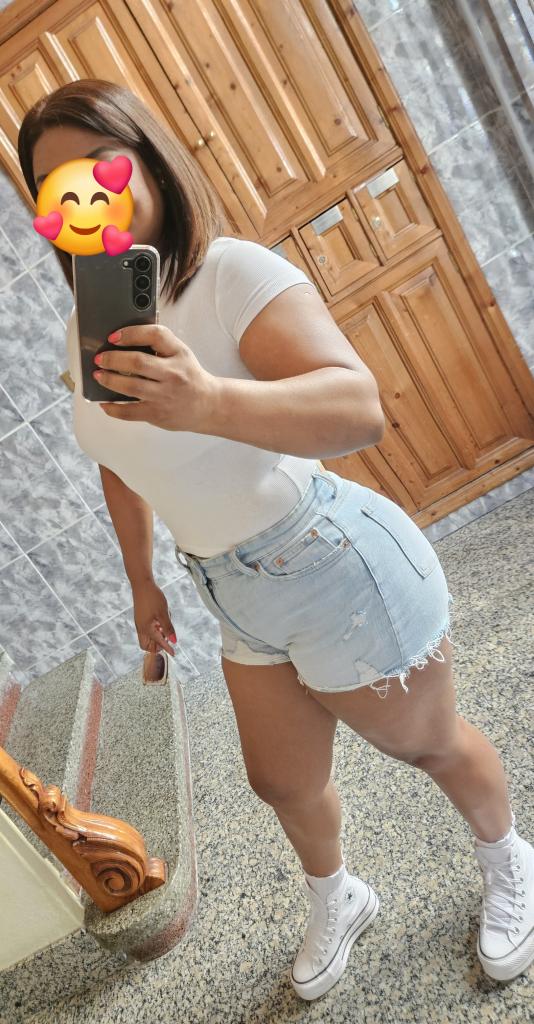 603915622: Chica busca chico en Barcelona