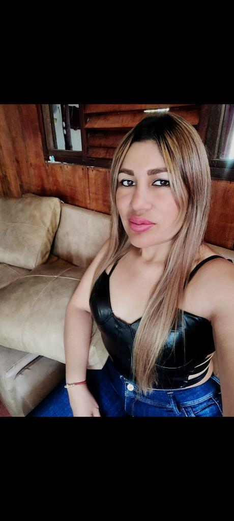 Chica busca chico en Cádiz: 