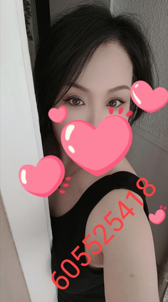 Chica busca chico en Barcelona: Chica busca chico