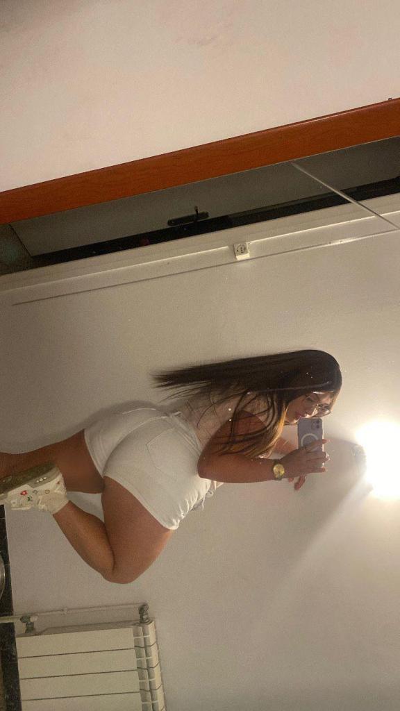 Chica busca chico en Barcelona: 