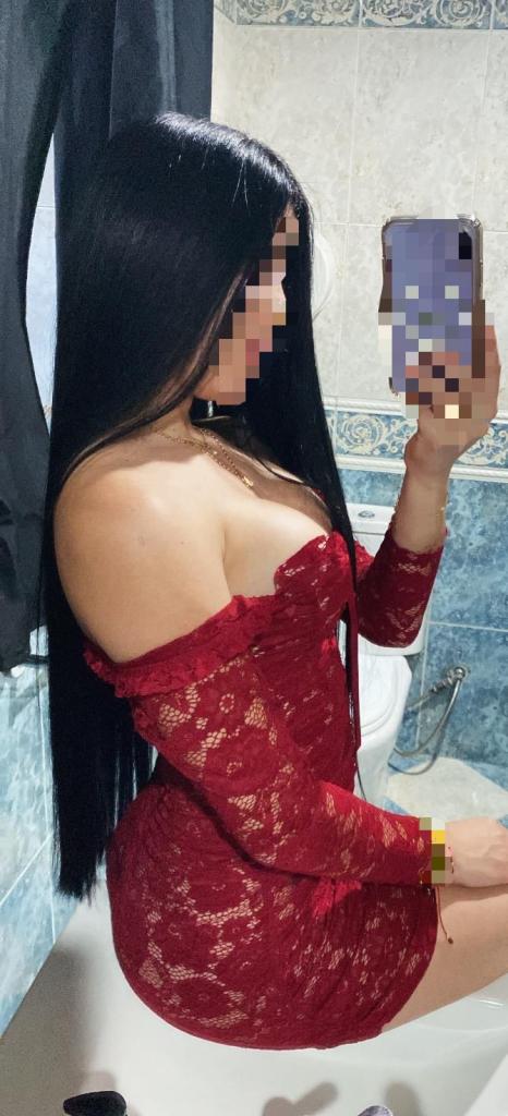 Chica busca chico en Ibiza: 