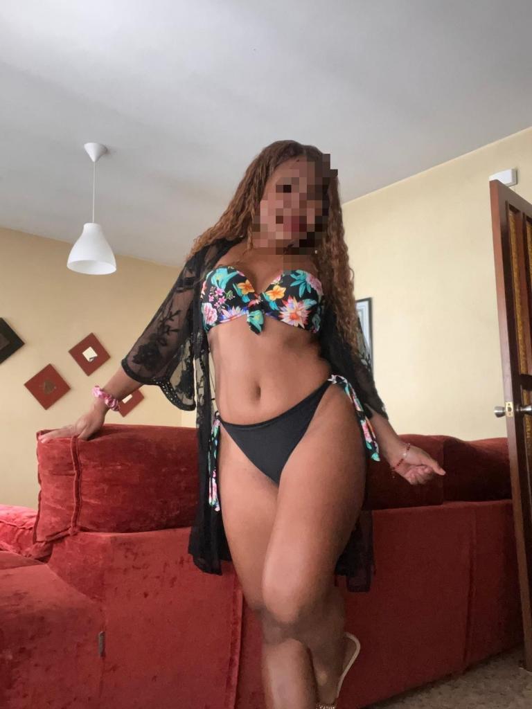 Chica busca chico en Menorca: 