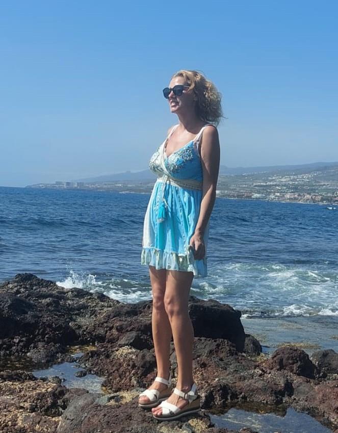 672853101: Chica busca chico en Tenerife