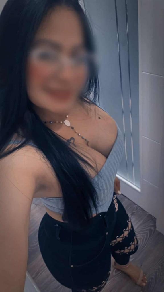 603844707: Chica busca chico en Pontevedra