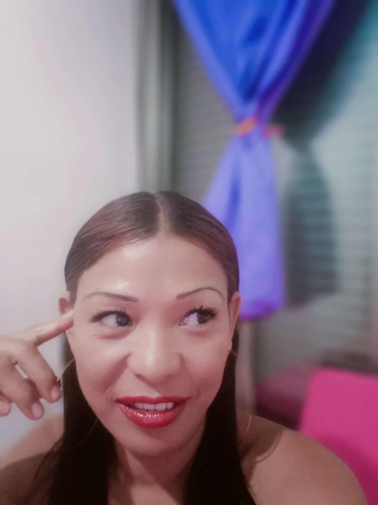 Chica busca chico en Alicante: 