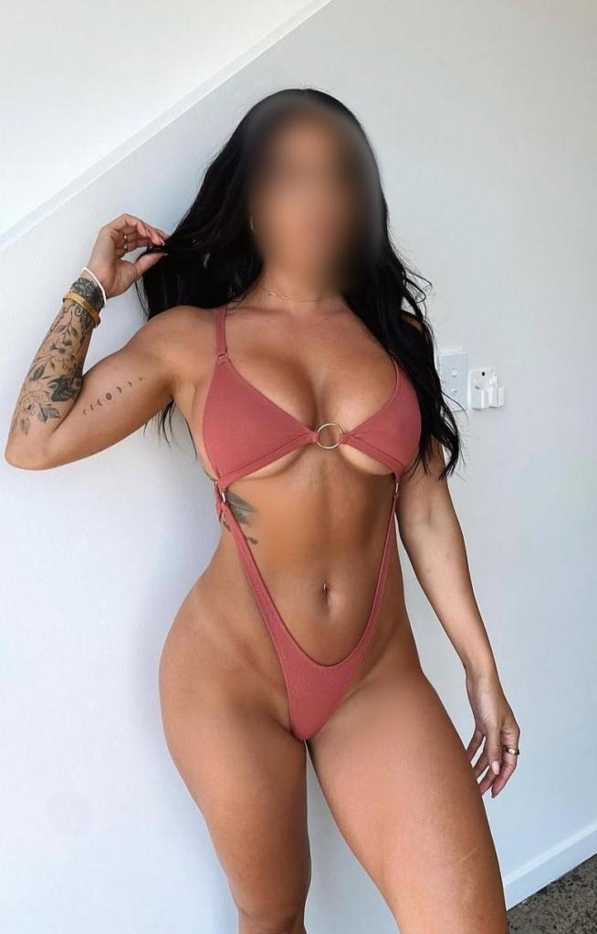 Chica busca chico en Tenerife: 