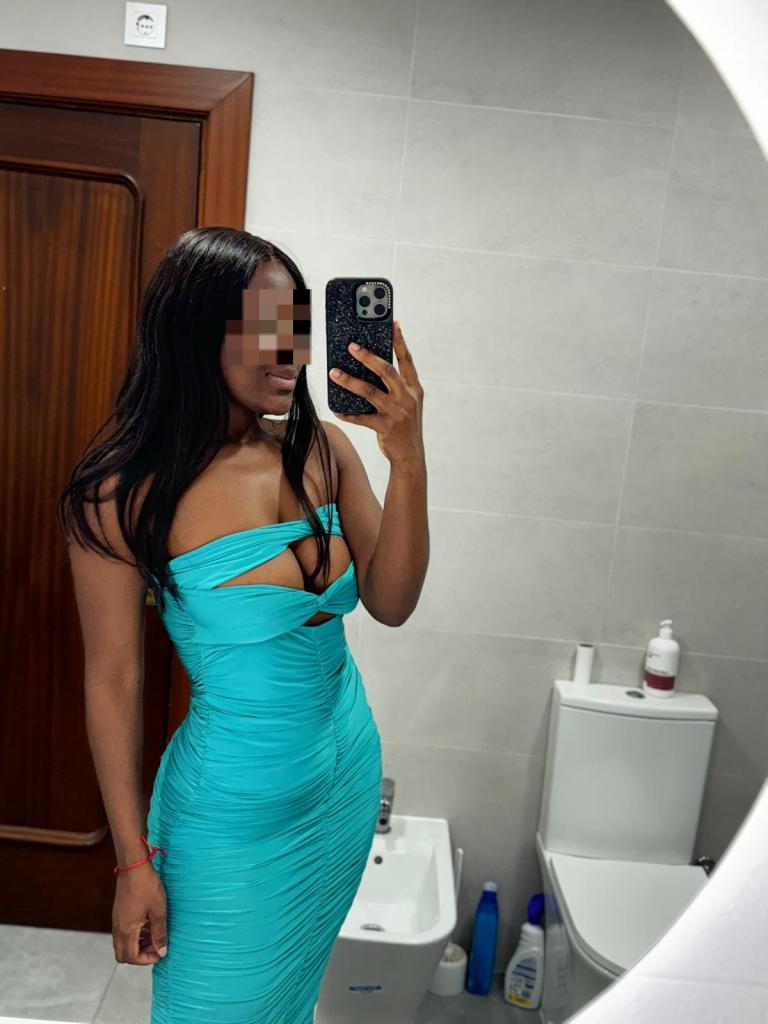 Chica busca chico en Almería: 