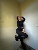 613593503: Chica busca chico en Barcelona