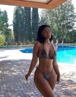 624766244: Chica busca chico en Barcelona