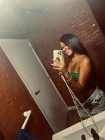 692118124: Chica busca chico en Barcelona