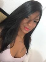 692118124: Chica busca chico en Barcelona