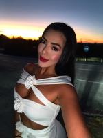 663462297: Chica busca chico en Cádiz