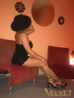 631056225: Chica busca chico en Barcelona