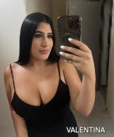 614210813: Chica busca chico en Barcelona