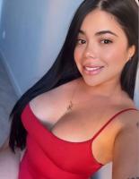 634818295: Chica busca chico en Sevilla