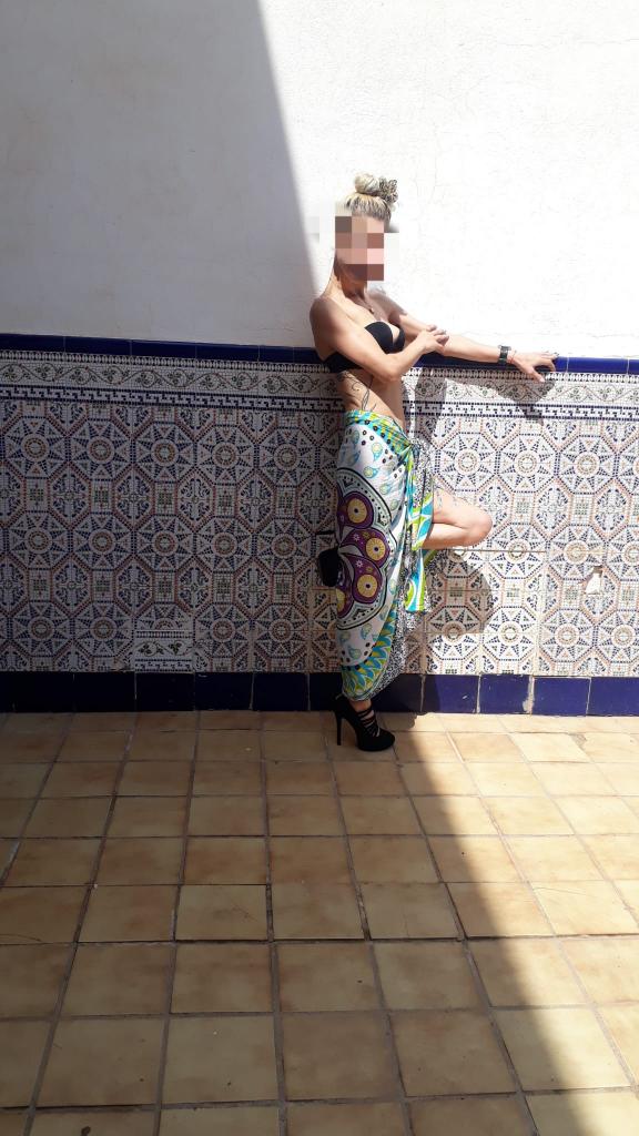 Chica busca chico en Almería: 