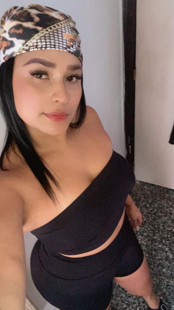 Chica busca chico en Almería: 