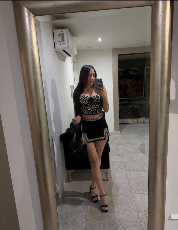 Chica busca chico en Granada: 