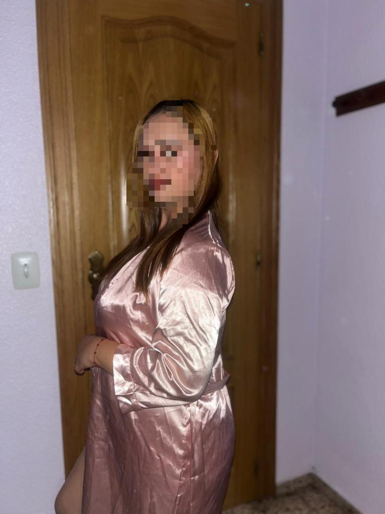 Chica busca chico en Alicante: 