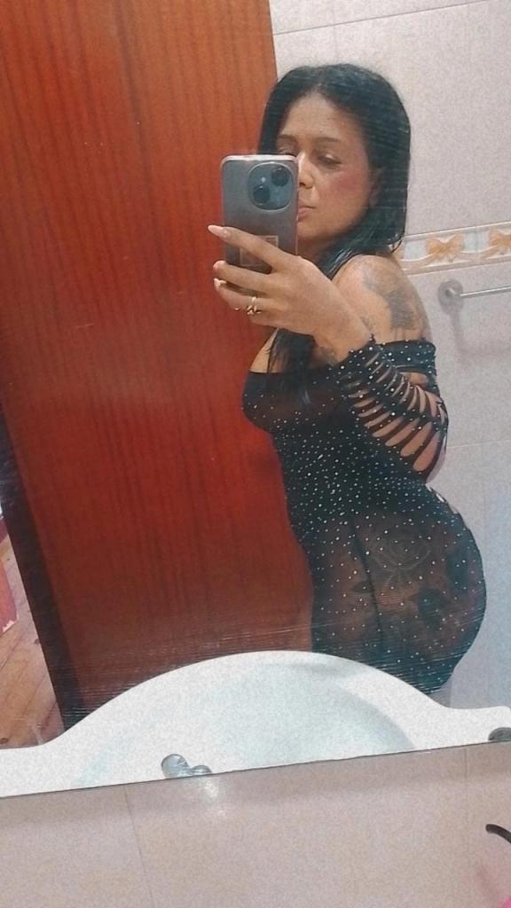 Chica busca chico en Asturias: 