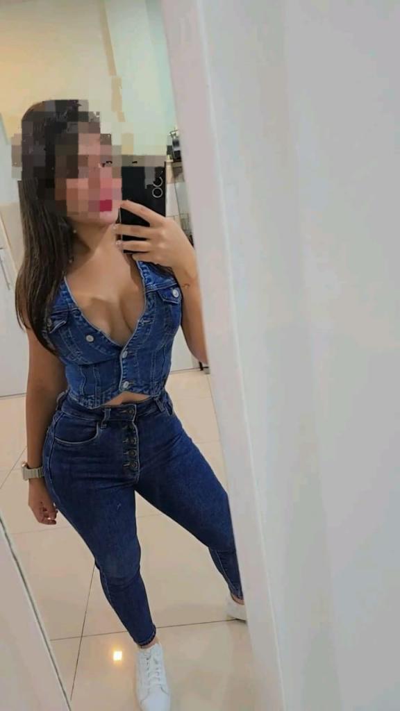 Chica busca chico en Cádiz: 