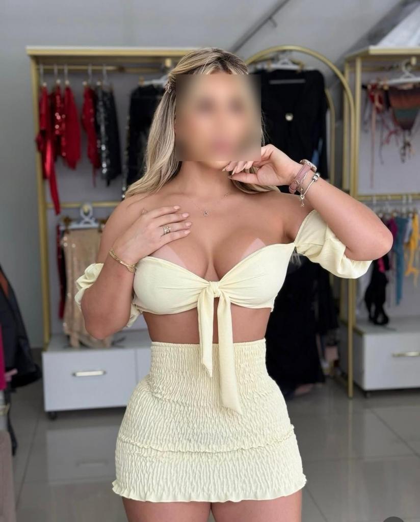 Chica busca chico en Almería: 