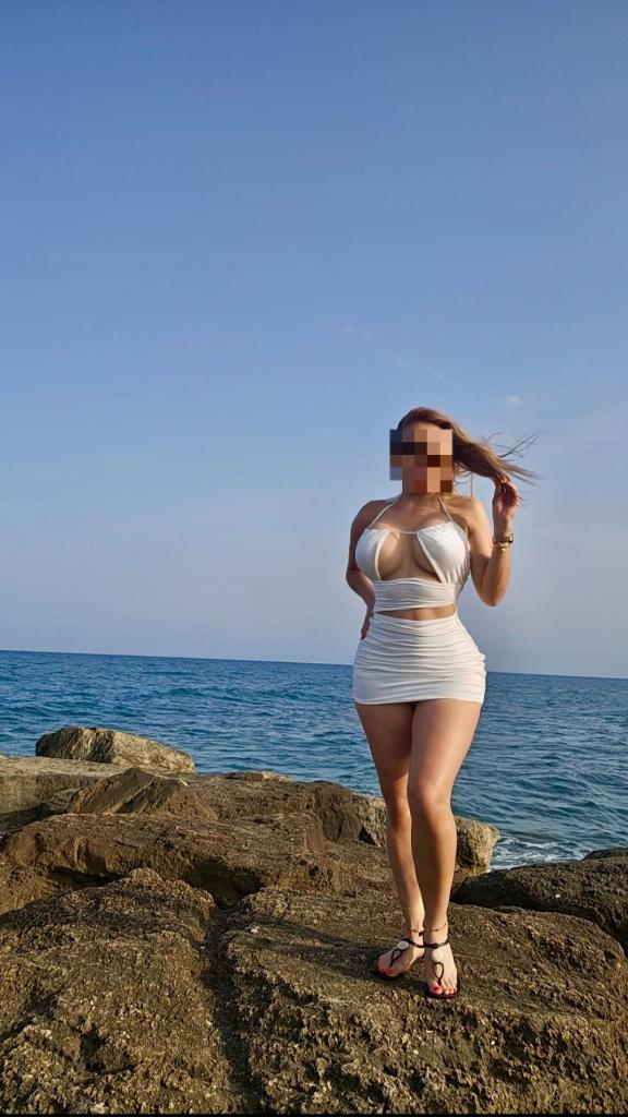 Chica busca chico en Murcia: Chica busca chico