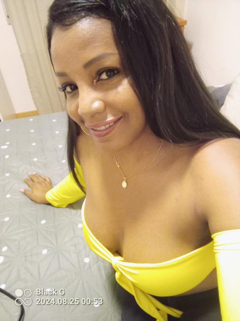 613104732: Chica busca chico en Navarra