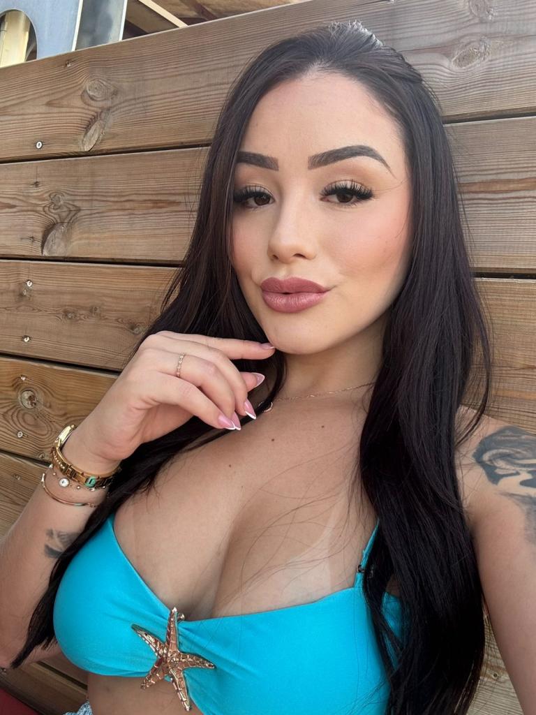 622550292: Chica busca chico en La Coruña