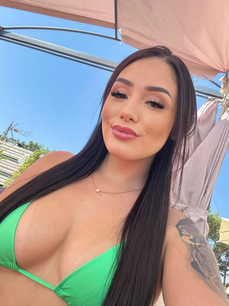 622550292: Chica busca chico en La Coruña