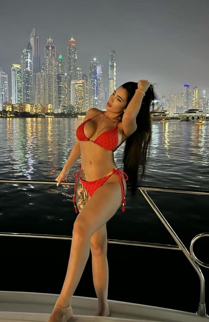 604239460: Chica busca chico en Málaga